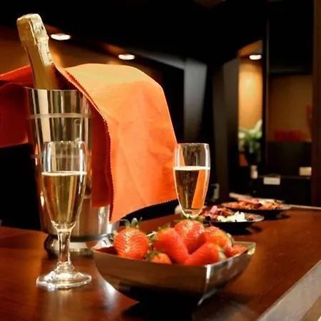 拉蒂努姆酒店 酒店 4*