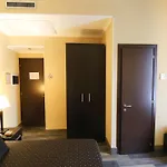 Latinum Hotel