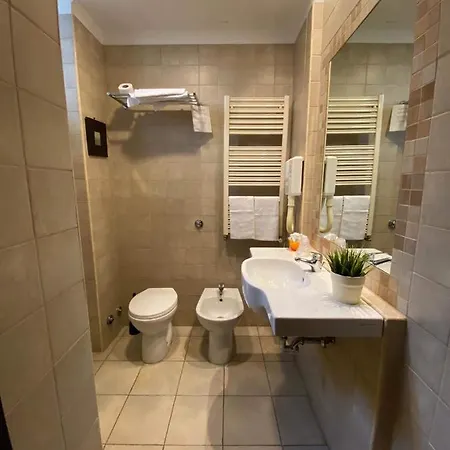 Latinum Hotel 4*