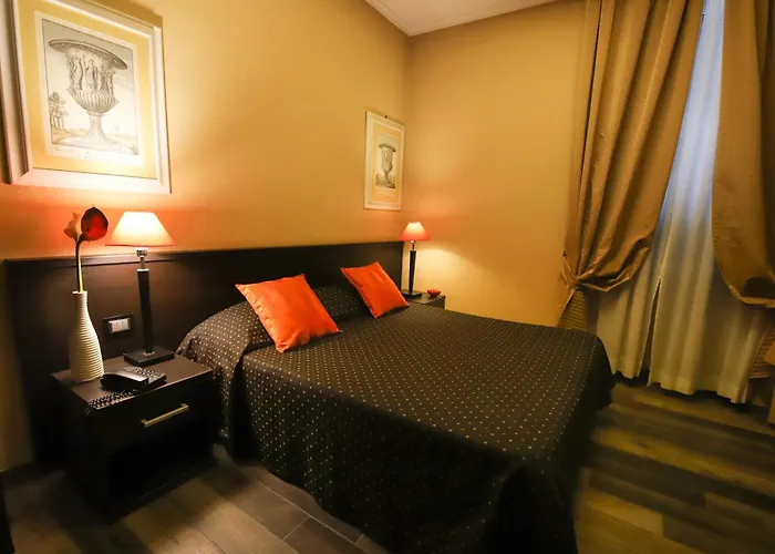 拉蒂努姆酒店 4*