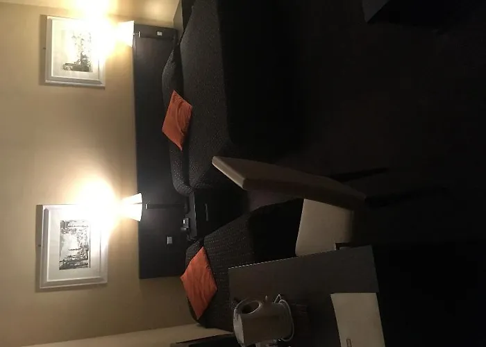 拉蒂努姆酒店 酒店 4*